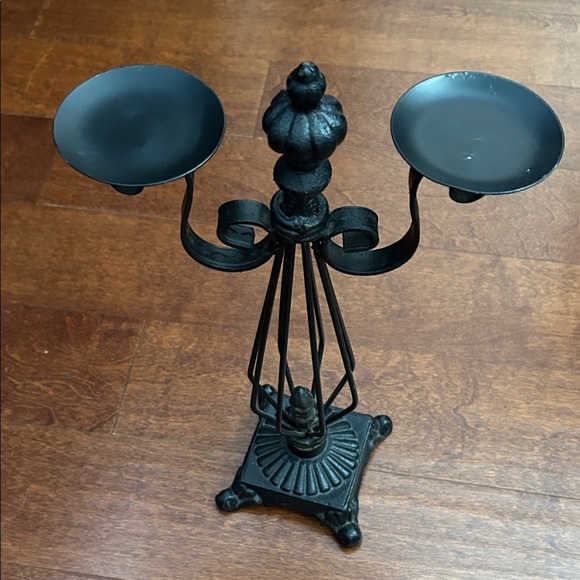 Cast Iron Black Metal Candle Holder, Perfect for the Holidays - Picture 15 of 15